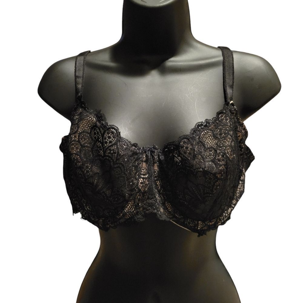 TORRID CURVE  BLACK AND TAN BRA SIZE 44 C. ^